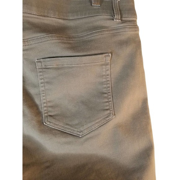 Liz Claiborne Sara Slim Fit Skinny‎ Women's Jeans Size 18 40X30 Stretch Brown - Picture 12 of 12